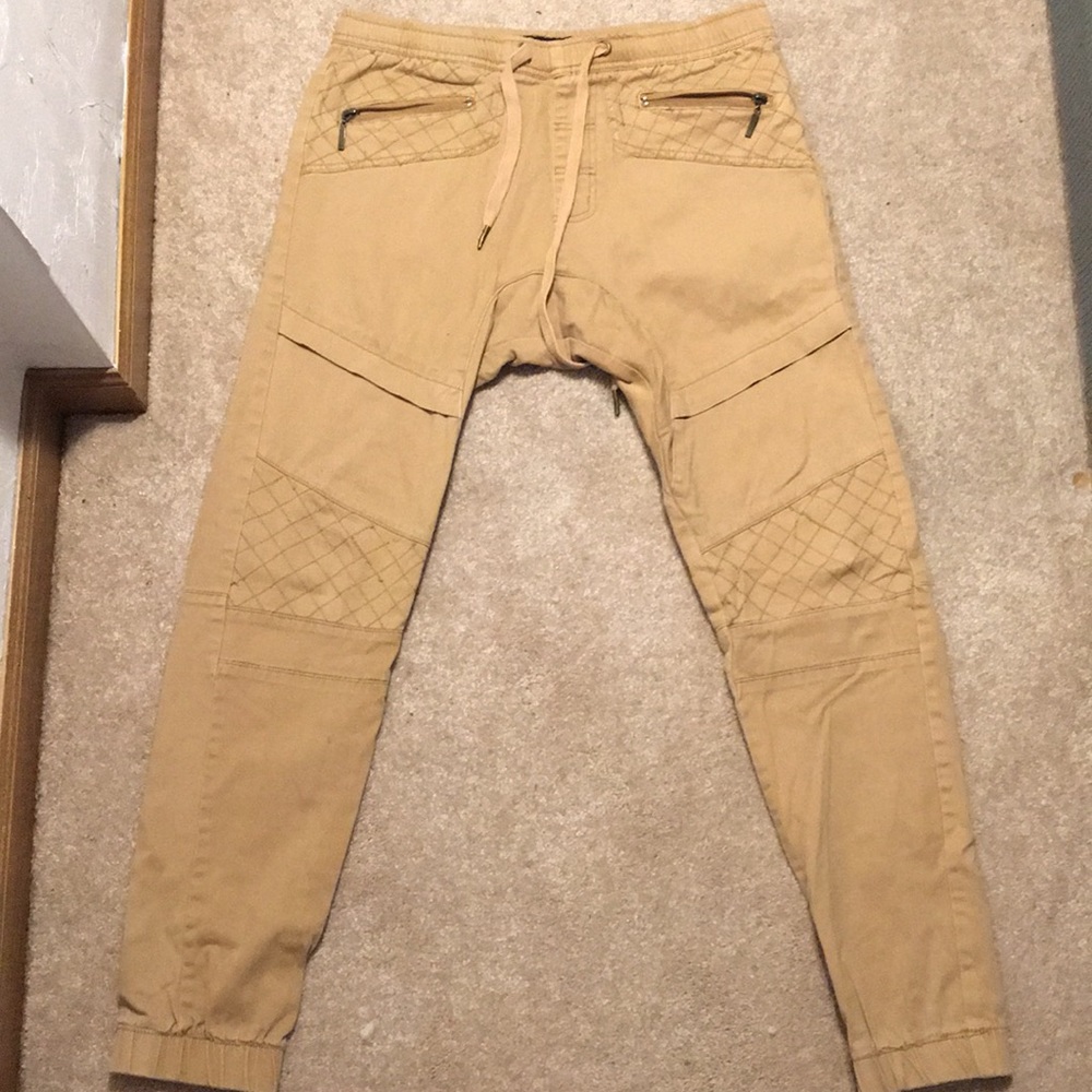 Small khaki joggers